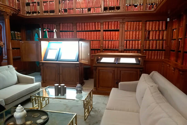 Muebles EXLIBRIS® para exhibición y conservación de los documentos primigenios de Puebla  AGMP, Ayuntamiento de Puebla © 2018 2